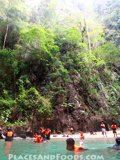 Emerald Cave Tham Morakat of Koh Muk Trang