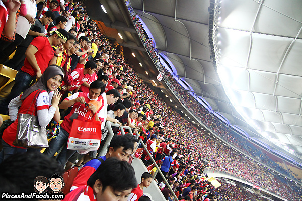 Malaysia vs Arsenal Fans Picture