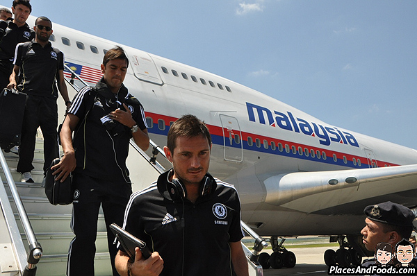 Frank Lampard in Kuala Lumpur with Malaysia Airlines