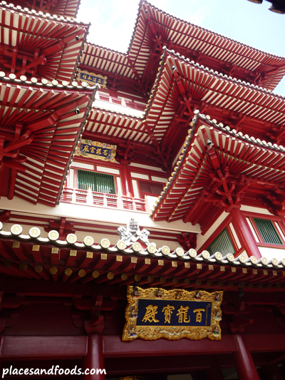 Buddha Tooth Relic Temple and Museum Chinatown Singapore