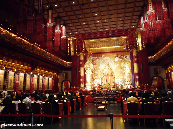Buddha Tooth Relic Temple and Museum Chinatown Singapore